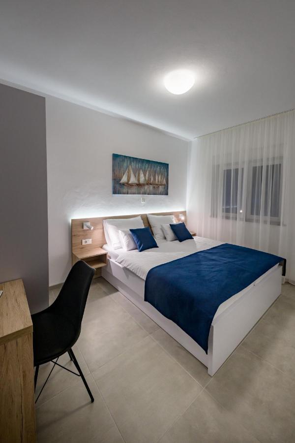 Apartmani Villa Zora Лопар Екстериор снимка