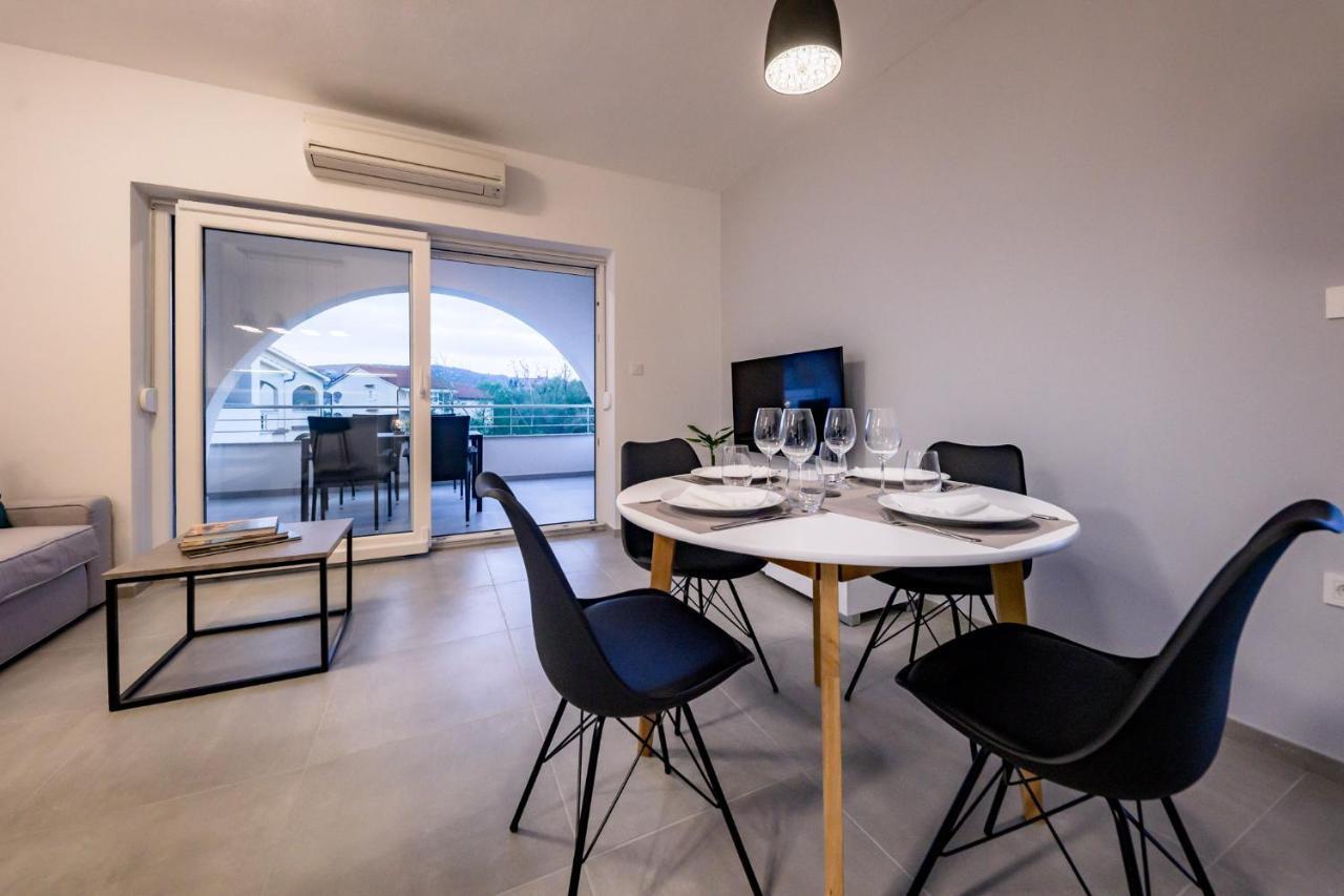 Apartmani Villa Zora Лопар Екстериор снимка