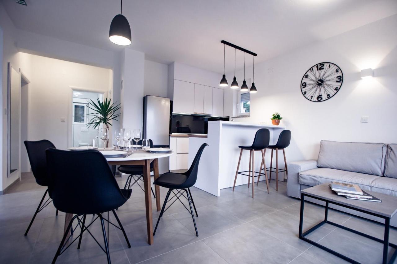 Apartmani Villa Zora Лопар Екстериор снимка