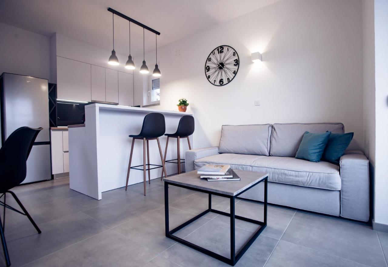 Apartmani Villa Zora Лопар Екстериор снимка