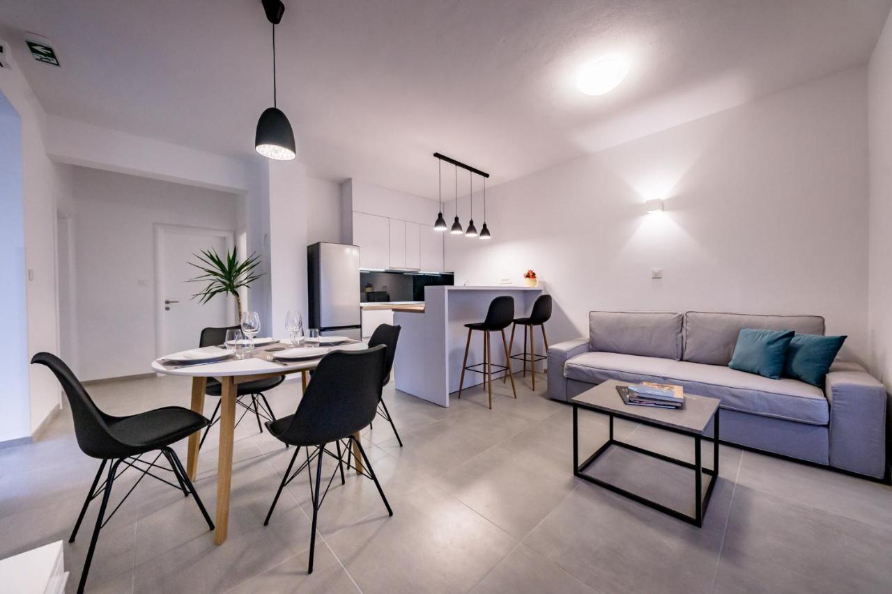 Apartmani Villa Zora Лопар Екстериор снимка