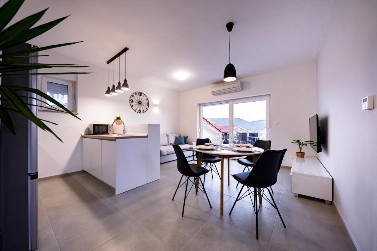Apartmani Villa Zora Лопар Екстериор снимка