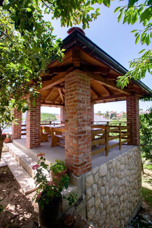 Apartmani Villa Zora Лопар Екстериор снимка