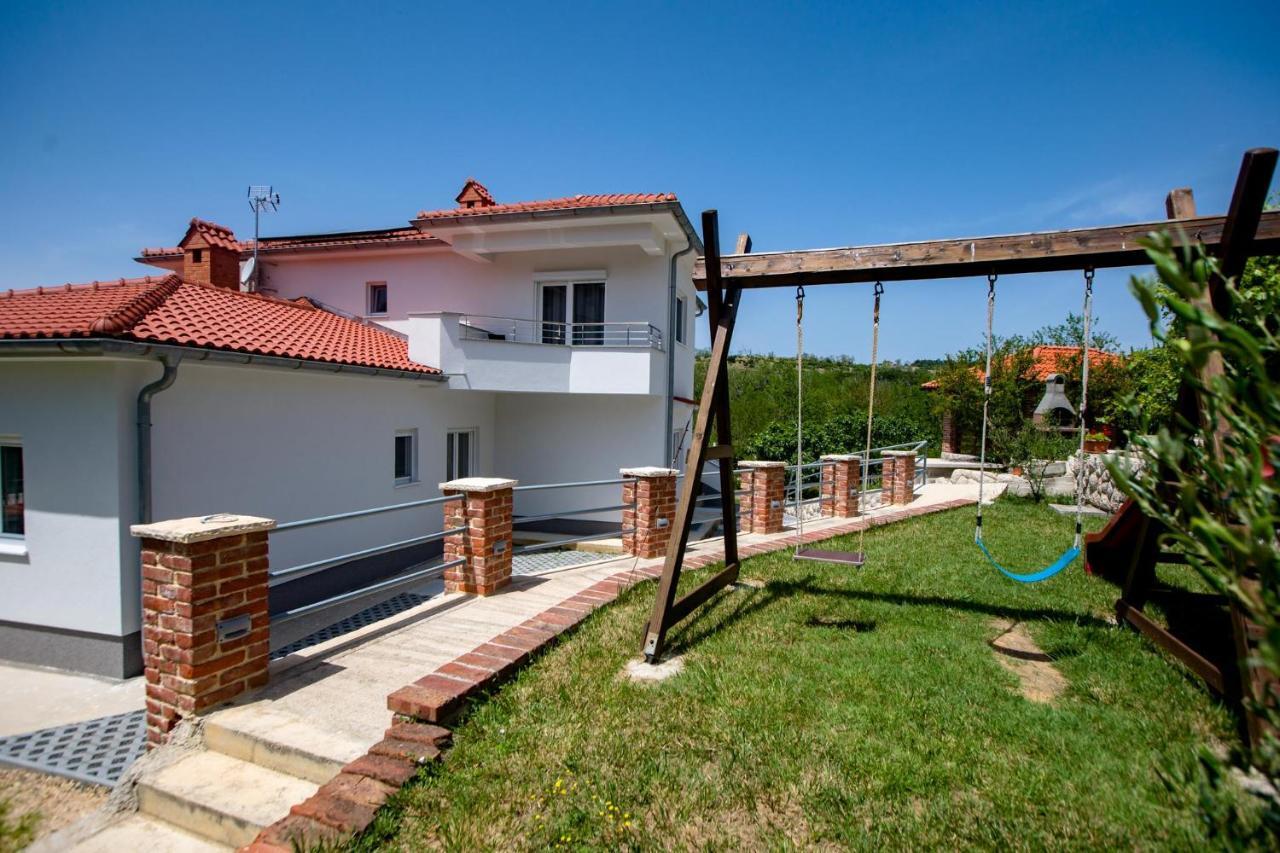 Apartmani Villa Zora Лопар Екстериор снимка