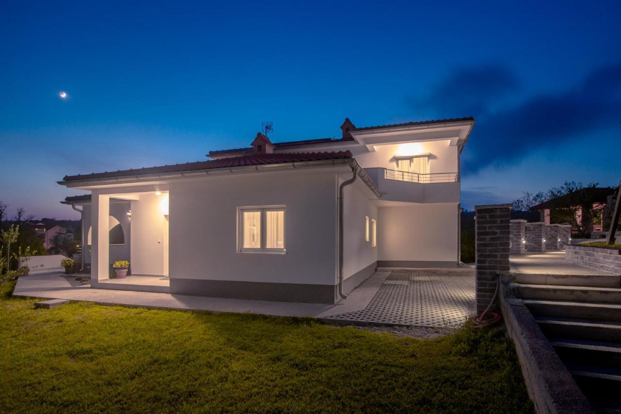 Apartmani Villa Zora Лопар Екстериор снимка